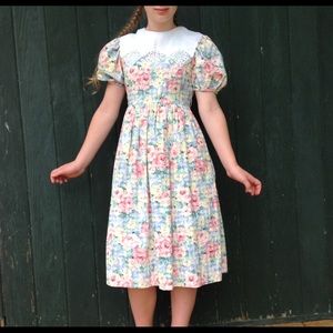 Vintage dress puff sleeves lace collar very good